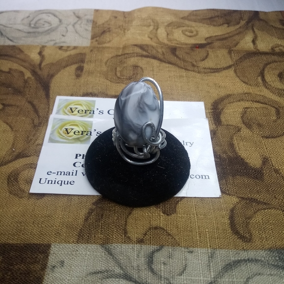 Jewelry - Picture 2 of 6